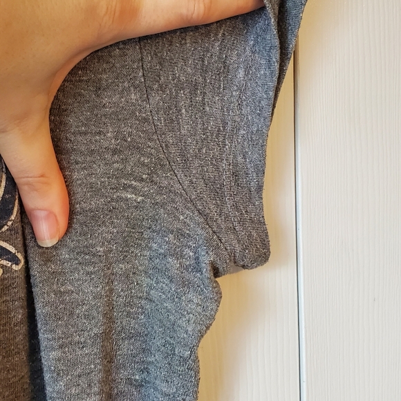 Seattle Mariners 5th & Ocean Grey Blue Logo Tshirt - Picture 3 of 6